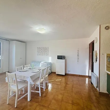 T2 Guaita Mare Rousse Апартаменты