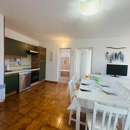 T2 Guaita Mare Rousse Апартаменты